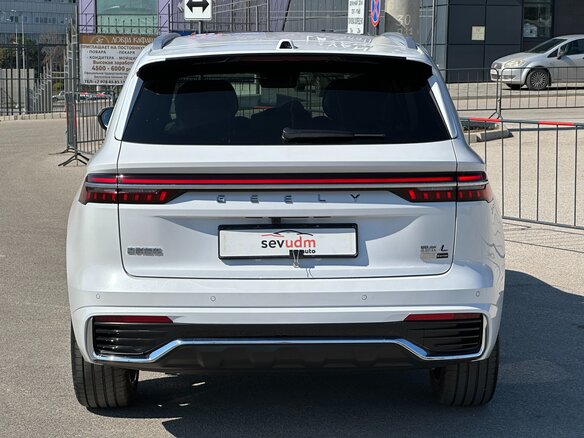 2026 Geely Monjaro (Xingyue L) I Рестайлинг 2 (China Market), белый, 4697000 рублей - вид 20