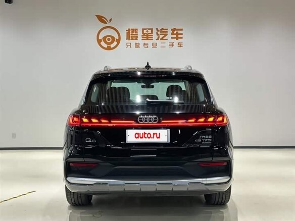 2026 Audi Q6 40 TFSI, чёрный - вид 3