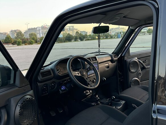 2024 Lada (ВАЗ) Niva Legend I, чёрный, 1250000 рублей - вид 4
