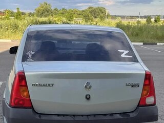 2007 Renault Logan I, зелёный, 330000 рублей, вид 4