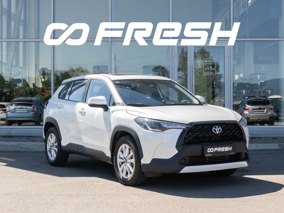 Открыть фотографии: Toyota Corolla Cross I