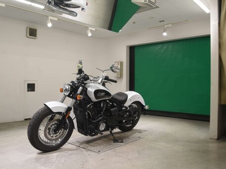 2025 Indian Scout, белый, 1650000 рублей, вид 4