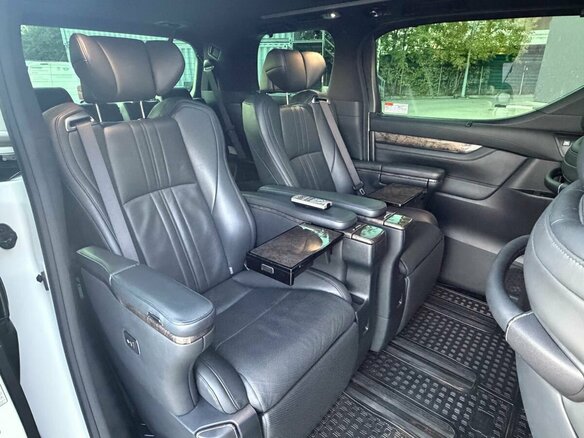 2021 Toyota Alphard III Рестайлинг, белый - вид 19