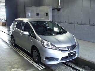 2013 Honda Fit Shuttle I, серебристый, 795000 рублей, вид 3