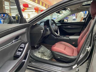 2022 Mazda 3 Axela IV (BP), серый, 1700000 рублей, вид 5