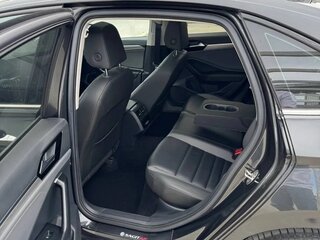 2022 Volkswagen Sagitar III Рестайлинг, чёрный, 1800000 рублей, вид 3