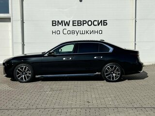 2025 BMW 7 серии 740d xDrive VII (G70), чёрный, 14150000 рублей, вид 5