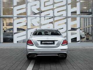 2019 Mercedes-Benz E-Класс 200 V (W213, S213, C238), серебристый, 2943000 рублей, вид 4