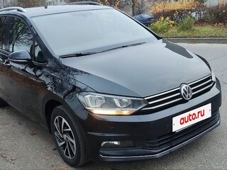 2018 Volkswagen Touran II, чёрный, 1400000 рублей, вид 1
