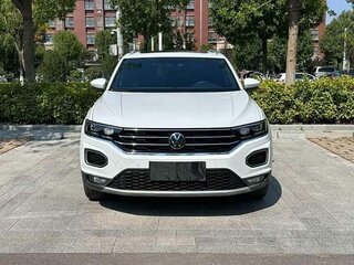 2023 Volkswagen T-Roc I (China Market), белый, 2125000 рублей, вид 4