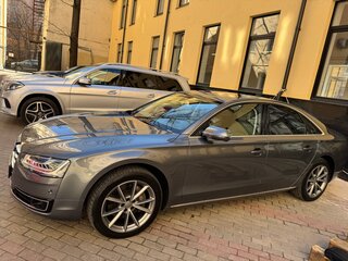 2016 Audi A8 III (D4) Рестайлинг, серый, 4000000 рублей, вид 2