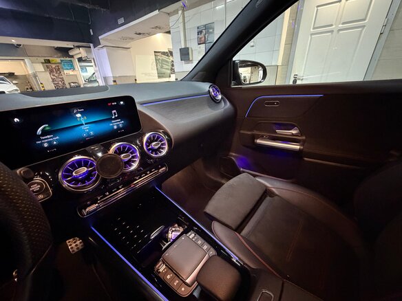 2020 Mercedes-Benz GLA 250 II (H247), серый, 3990000 рублей - вид 12