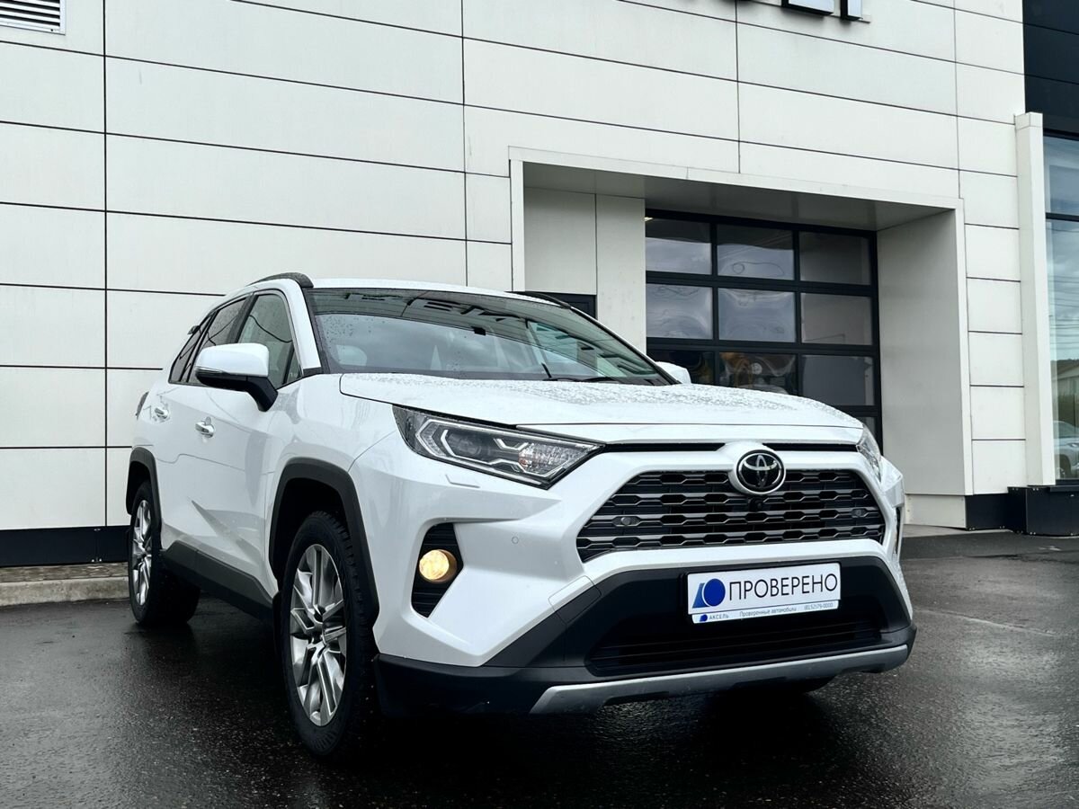 Открыть фотографии: Toyota RAV4 V (XA50)