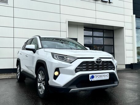 Toyota RAV4 V (XA50)