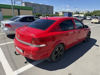 2011 Opel Astra H Рестайлинг, красный, 370000 рублей, вид 3