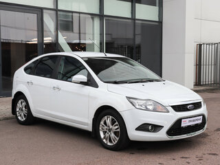 2009 Ford Focus II Рестайлинг, белый, 670000 рублей, вид 3