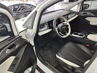 2025 Geely Geometry E 33.5 kWh, белый, 1295500 рублей, вид 4