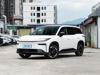 2026 Toyota bZ3X 58.3 kWh, белый, 2850000 рублей, вид 1