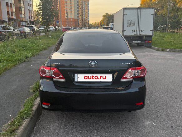 2011 Toyota Corolla X (E140, E150) Рестайлинг, чёрный, 1080000 рублей - вид 6