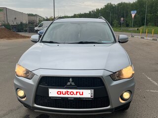 2011 Mitsubishi Outlander II Рестайлинг, серебристый, 1050000 рублей, вид 1