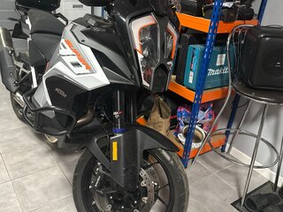 2023 KTM 1290 Super Adventure S, серый, 2350000 рублей, вид 2
