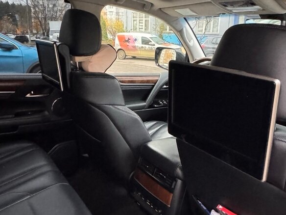 2015 Lexus LX 570 III Рестайлинг 2, серый, 7600000 рублей - вид 14