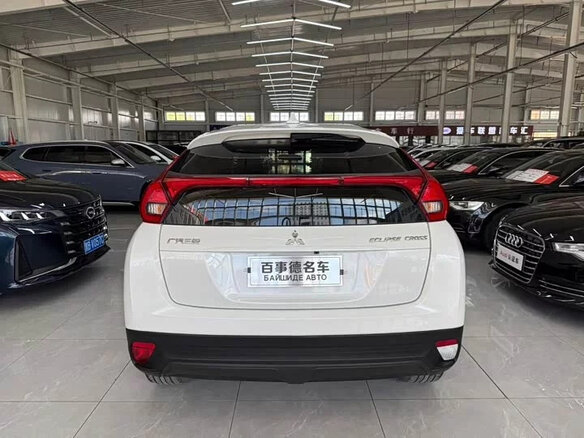 2023 Mitsubishi Eclipse Cross I Рестайлинг, белый, 1850700 рублей - вид 4