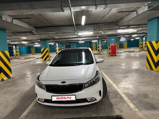 2018 Kia Cerato III Рестайлинг (Classic), белый, 1500000 рублей, вид 2