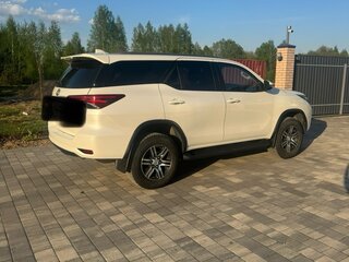 2021 Toyota Fortuner II Рестайлинг, белый, 4450000 рублей, вид 4