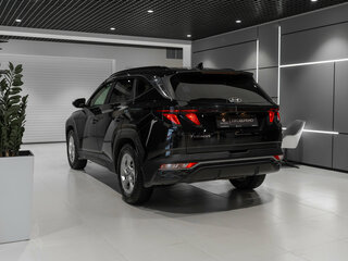 2023 Hyundai Tucson IV, чёрный, 2845000 рублей, вид 5