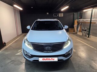 2011 Kia Sportage III, белый, 1050000 рублей, вид 1