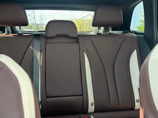 2023 Geely Monjaro (Xingyue L) I, чёрный, 3299999 рублей, вид 5