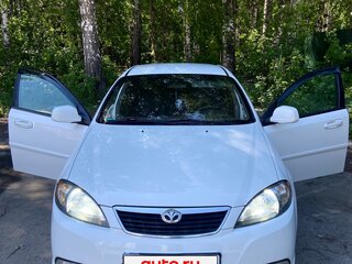 2015 Daewoo Gentra II, белый, 390000 рублей, вид 2