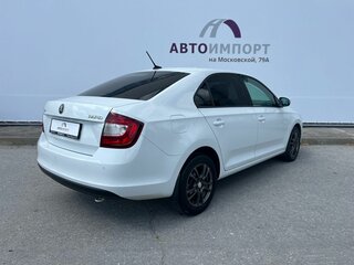 2017 Skoda Rapid I Рестайлинг, белый, 970000 рублей, вид 2