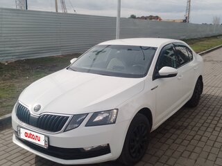 2018 Skoda Octavia III (A7) Рестайлинг, белый, 1120000 рублей, вид 1