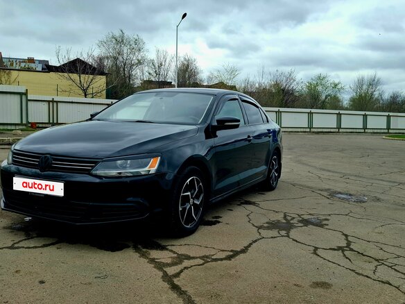 2011 Volkswagen Jetta VI, чёрный, 1100000 рублей - вид 1