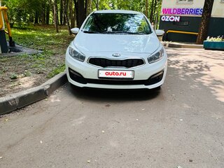 2018 Kia Ceed II Рестайлинг, белый, 1360000 рублей, вид 5