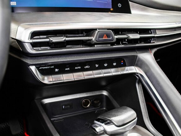 2023 Changan CS35 Plus I Рестайлинг, красный, 1600000 рублей - вид 19