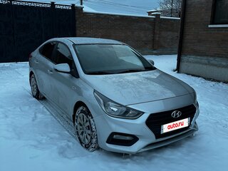 2018 Hyundai Solaris II, серебристый, 1250000 рублей, вид 2