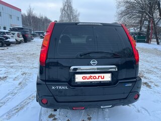 2010 Nissan X-Trail II, чёрный, 800000 рублей, вид 2