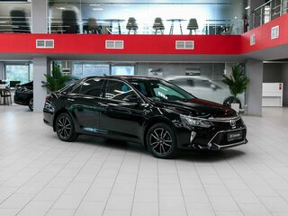 2018 Toyota Camry VII (XV50) Рестайлинг 2, чёрный, 1990000 рублей, вид 3