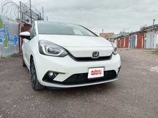 2020 Honda Fit IV, белый, 1330000 рублей, вид 2