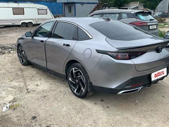 2024 Changan Lamore, серый, 2000000 рублей - вид 6
