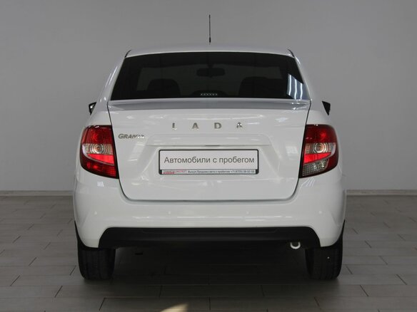 2024 Lada (ВАЗ) Granta I Рестайлинг, белый, 804900 рублей - вид 4