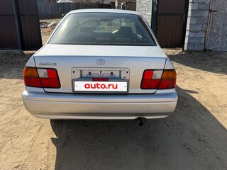 1991 Toyota Camry III (XV10), серебристый, 400000 рублей, вид 3