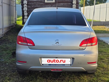 2014 Peugeot 408 I, серебристый, 955000 рублей, вид 4