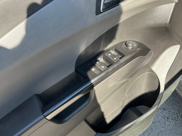 2012 Chevrolet Aveo II, серый, 460000 рублей - вид 21