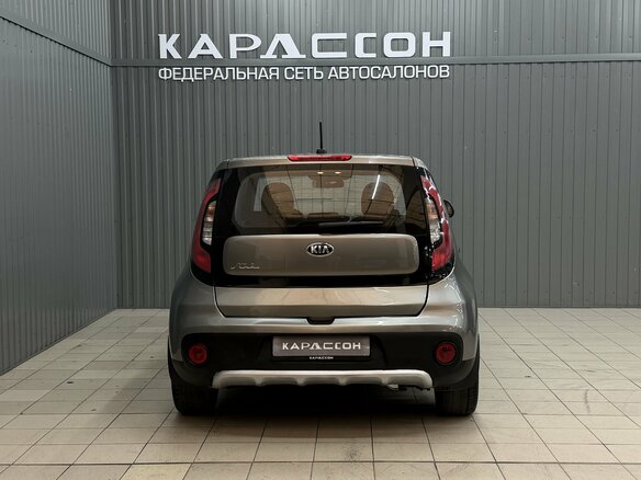 2018 Kia Soul II Рестайлинг, серый, 1239000 рублей - вид 3