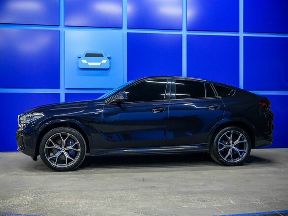 2021 BMW X6 30d III (G06), синий - вид 2