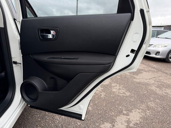 2012 Nissan Dualis, белый, 1047000 рублей - вид 18
